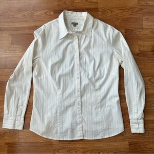 4/$15 Ann Taylor white with pink stripes shirt size 16